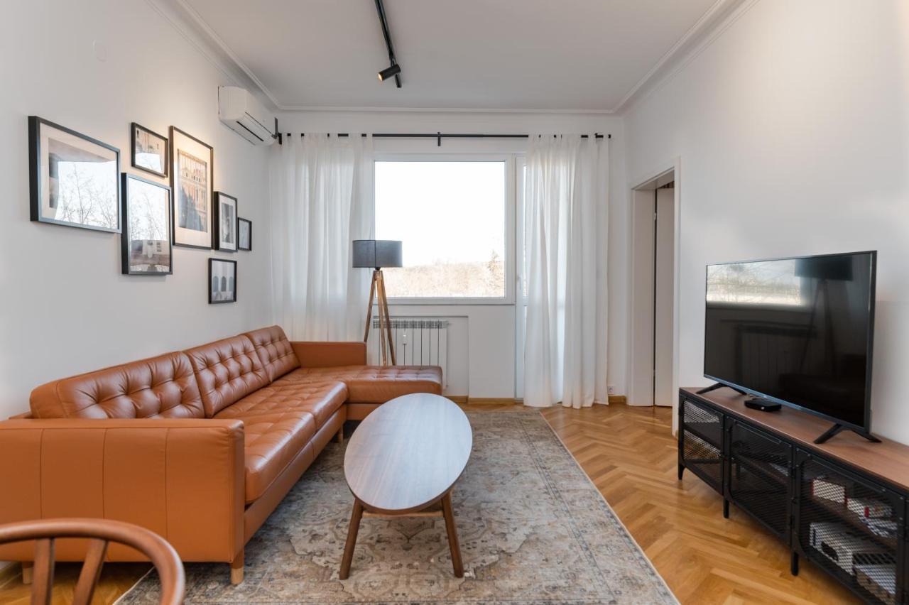 Industrial 2-Bdr Flat By The National Stadium 소피아 외부 사진